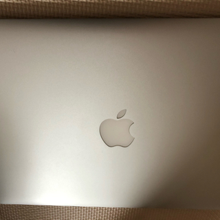 アップル(Apple)のMacBook Air MQD32JA 2017年モデル(ノートPC)