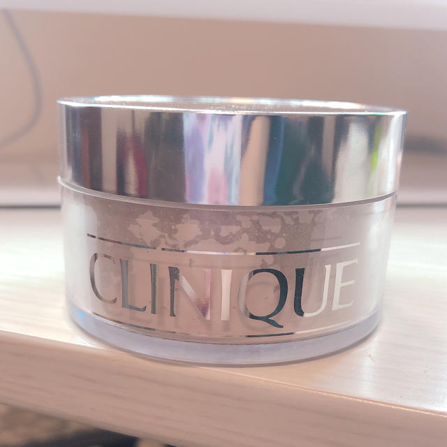 CLINIQUE(クリニーク)のCLINIQUE スーパーブレンデッドフェイスパウダー  コスメ/美容のベースメイク/化粧品(フェイスパウダー)の商品写真