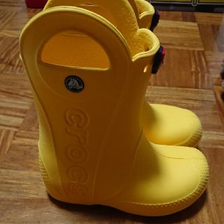 クロックス(crocs)のクロックス レインブーツ ジビッツ付き イエロー 17.5センチ(長靴/レインシューズ)