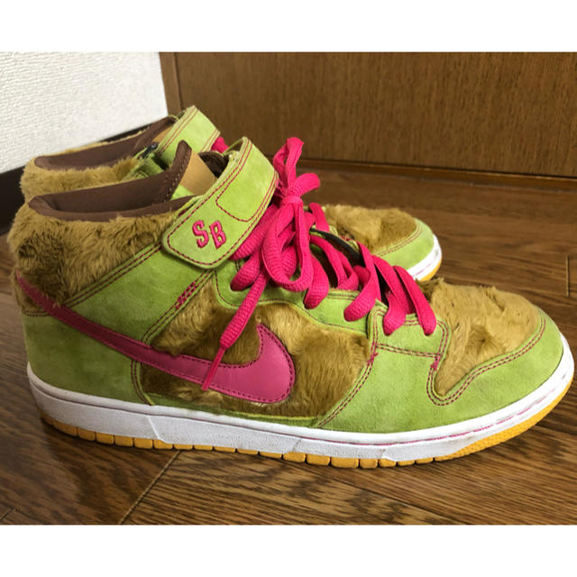 NIKE(ナイキ)のDUNK SB MID ３ベアーズパック メンズの靴/シューズ(スニーカー)の商品写真