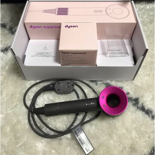 ダイソン(Dyson)のダイソン　ドライヤー  ピンク　ケース付き(ドライヤー)