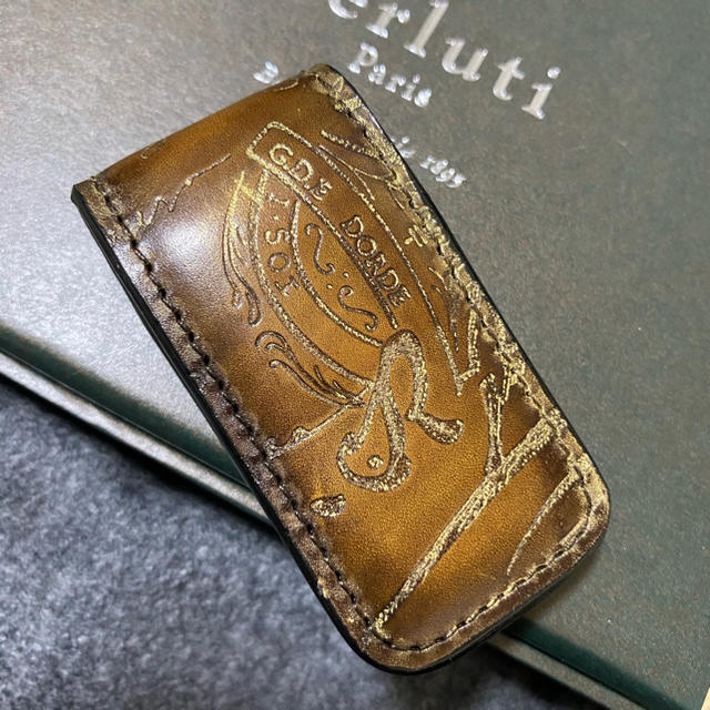 激レア 】Berluti ベルルッティ オーダー マネークリップ 新品・未使用-