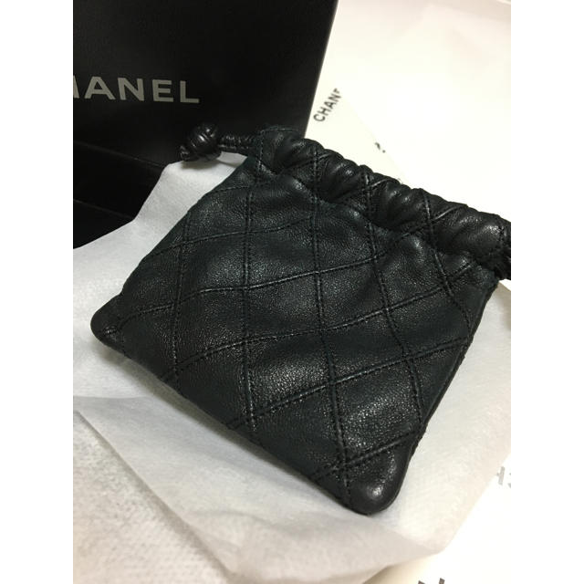 CHANEL ビコローレ　ポーチ　巾着　マトラッセ  レザー　黒　小物入れ