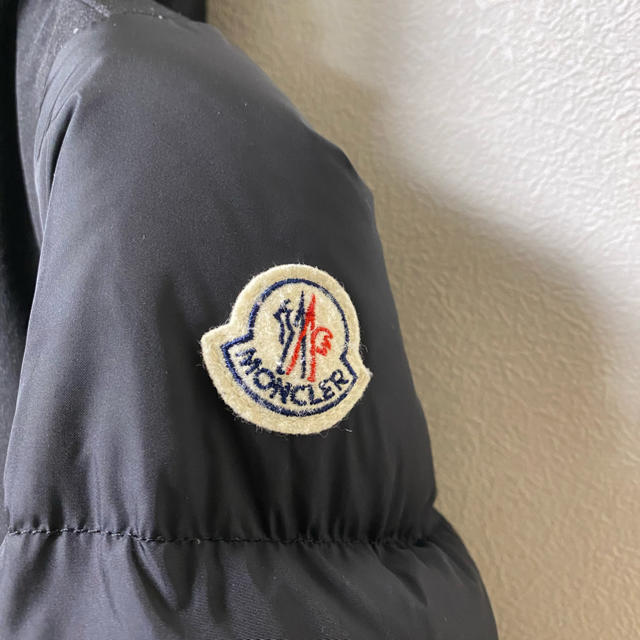 MONCLER(モンクレール)の大人気デザイン❗️モンクレールダウンジャケット(カバー付き) メンズのジャケット/アウター(ダウンジャケット)の商品写真