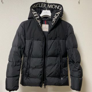 モンクレール(MONCLER)の大人気デザイン❗️モンクレールダウンジャケット(カバー付き)(ダウンジャケット)