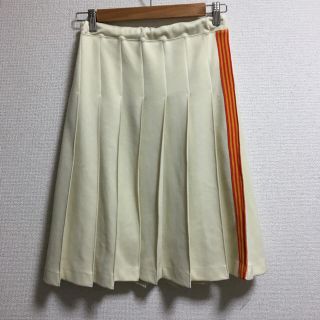 COMME des GARCONS(ひざ丈スカート)のフリマアイテム一覧 COMME des GARCONS(ひざ丈スカート)のフリマアイテム一覧