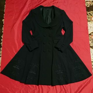 メタモルフォーゼタンドゥフィーユ(metamorphose temps de fille)のmetamorphose ベネシャン王冠刺繍コートOP(ひざ丈ワンピース)