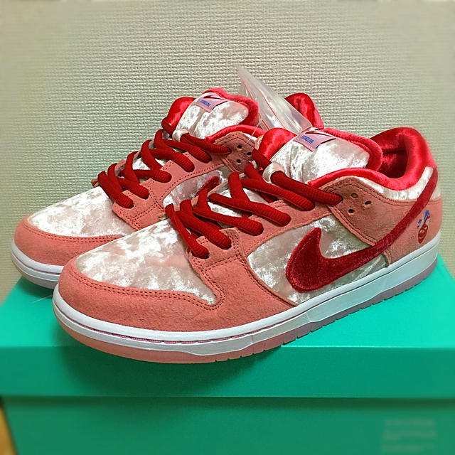 NIKE SB DUNK LOW PRO QS ストレンジラブ - www.glycoala.com