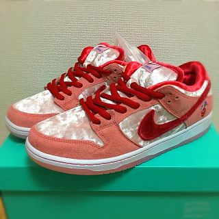 ナイキ(NIKE)のNIKE SB DUNK LOW PRO QS ストレンジラブ(スニーカー)