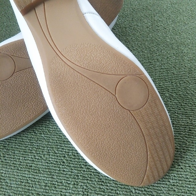 MUJI (無印良品)(ムジルシリョウヒン)の《daygさん専用》【無印良品】レザーフラットシューズ 23.0cm オフ白 レディースの靴/シューズ(ローファー/革靴)の商品写真