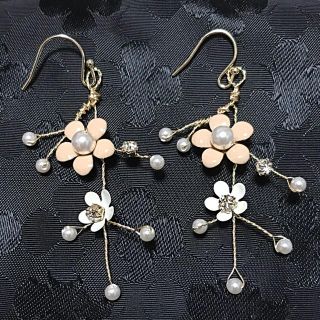 春の枝花ピアス🌸(ピアス)