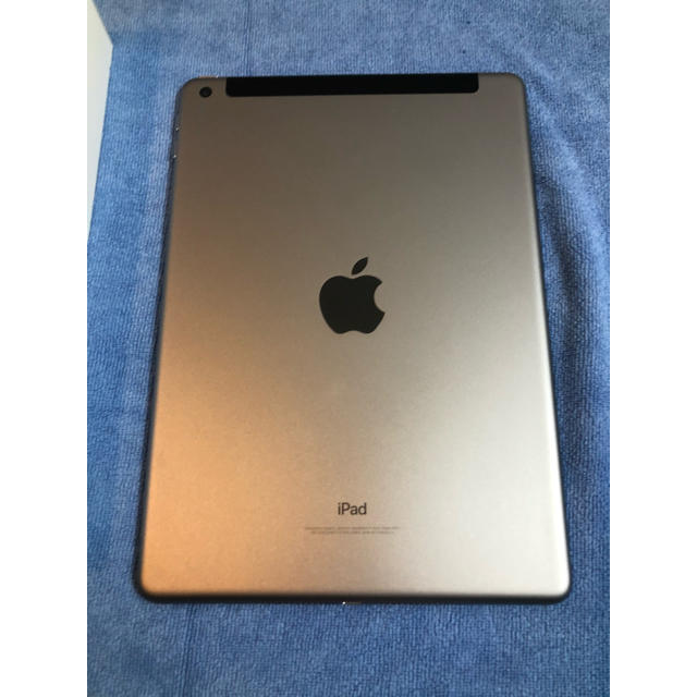 iPad(アイパッド)のiPad(2017)第5世代Wi-Fi＋Cellular(セルラー)モデル スマホ/家電/カメラのPC/タブレット(タブレット)の商品写真