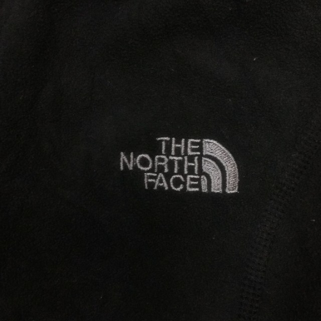 THE NORTH FACE(ザノースフェイス)のTHE NORTH FACEノースフェイス 薄手フリースパーカー黒 サイズM レディースのジャケット/アウター(ブルゾン)の商品写真