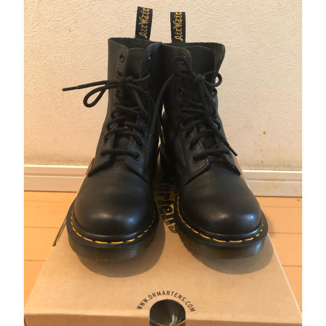 Dr.Martens(ドクターマーチン)のDr.Martens PASCAL 8ホールBLACK UK4（22.5〜23） レディースの靴/シューズ(ブーツ)の商品写真