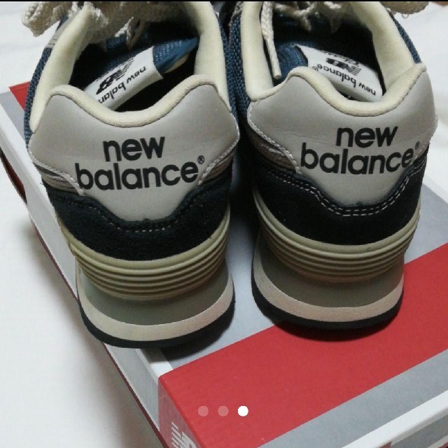 New Balance(ニューバランス)の新品試着のみ　ニューバランス　574　グリーンレーベルリラクシング レディースの靴/シューズ(スニーカー)の商品写真