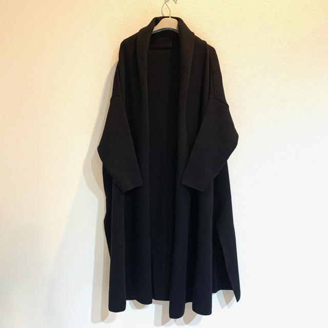 DEUXIEME CLASSE(ドゥーズィエムクラス)のドゥーズィエムクラス 18AW スムースニットガウンコート 黒 ☆美品☆ レディースのジャケット/アウター(ガウンコート)の商品写真