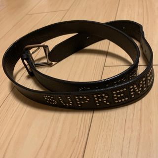 シュプリーム(Supreme)のsupreme Studded Logo Belt(ベルト)