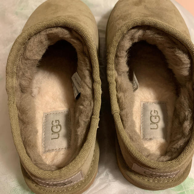 FRAMeWORK(フレームワーク)のUGG CLASSIC SLIPPER レディースの靴/シューズ(スリッポン/モカシン)の商品写真