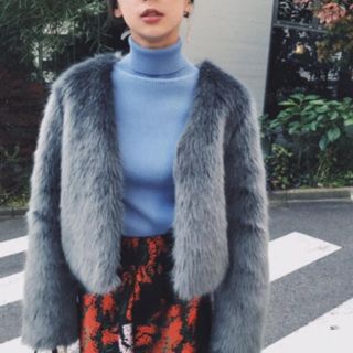 Ameri VINTAGE(毛皮/ファーコート)のフリマアイテム一覧 Ameri VINTAGE(毛皮/ファーコート)のフリマアイテム一覧