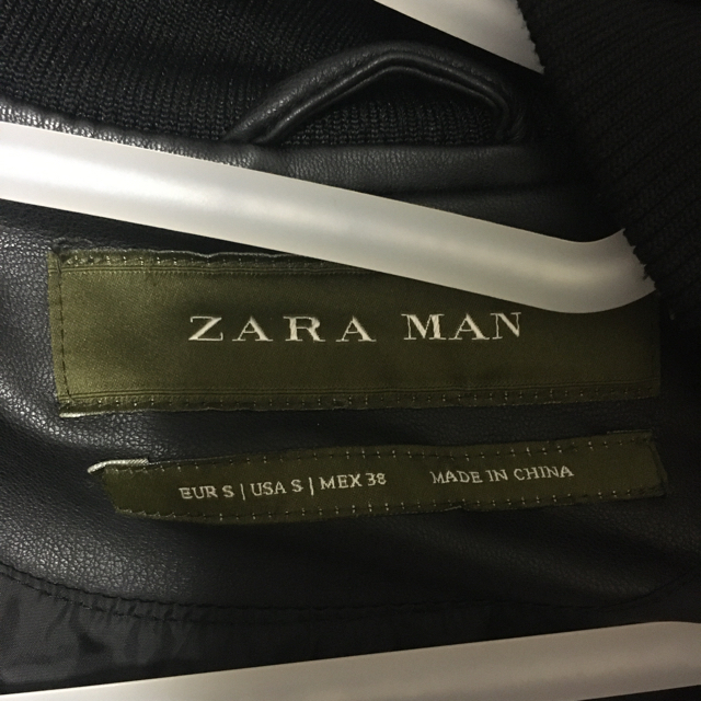 ZARA(ザラ)のザラMA1 メンズのジャケット/アウター(ブルゾン)の商品写真