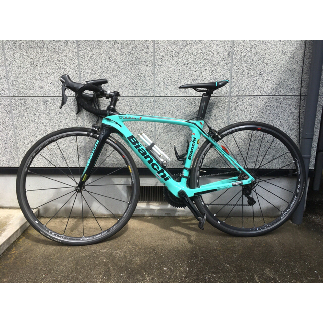 Bianchi(ビアンキ)のBianchi Oltre XR3 shimano105 + アクセサリーセット スポーツ/アウトドアの自転車(自転車本体)の商品写真