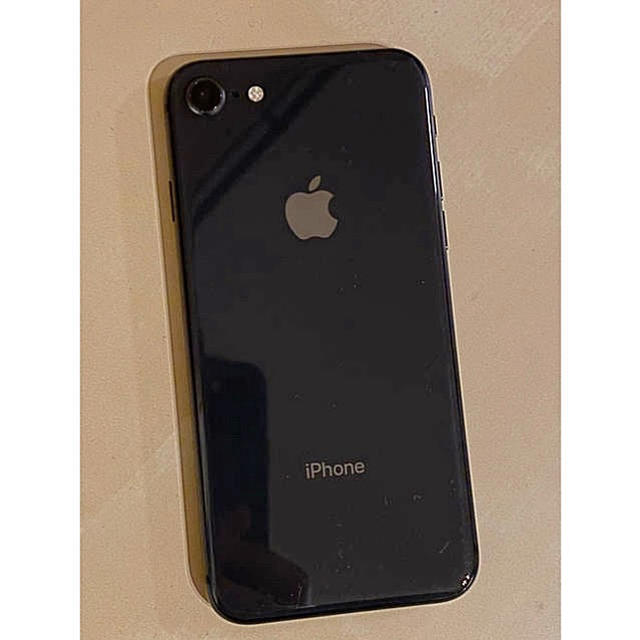 Apple(アップル)のiPhone8 256GB スペースグレー スマホ/家電/カメラのスマートフォン/携帯電話(スマートフォン本体)の商品写真