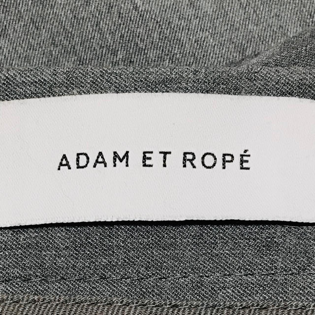 Adam et Rope'(アダムエロぺ)のアダムエロペ　スラックス ワイドパンツ　グレー　Mサイズ メンズのパンツ(スラックス)の商品写真