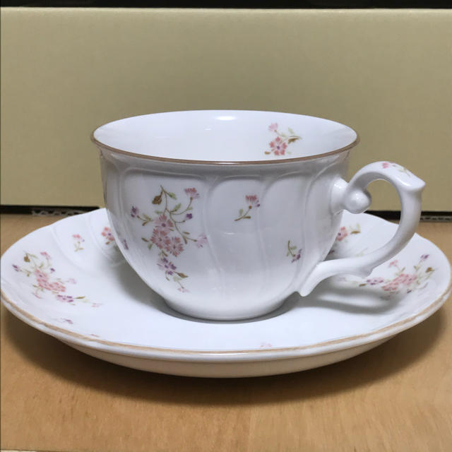 Noritake(ノリタケ)のノリタケ カップ&ソーサー 6客セット 花柄 クラフトーン インテリア/住まい/日用品のキッチン/食器(グラス/カップ)の商品写真