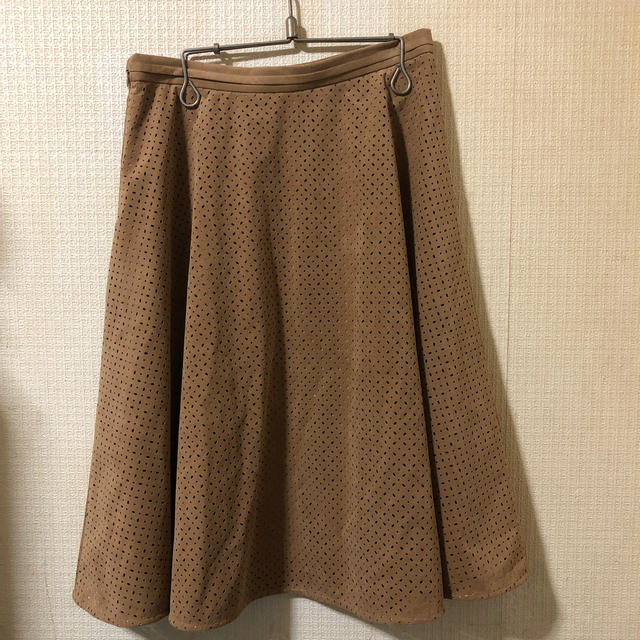 ANAYI(アナイ)のANAYI◆スウェードライクスカート レディースのスカート(ひざ丈スカート)の商品写真