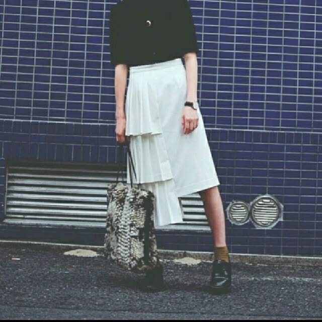 STUDIOUS(ステュディオス)の【新品】CLANE クラネ / DOUBLE FACE PLEATS SKIRT レディースのスカート(ロングスカート)の商品写真