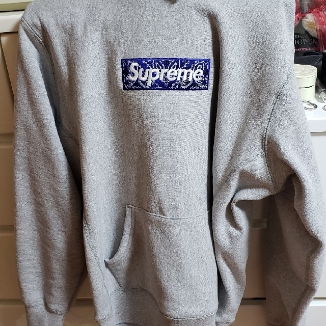 Bandana Box Logo Hooded Grey　supreme