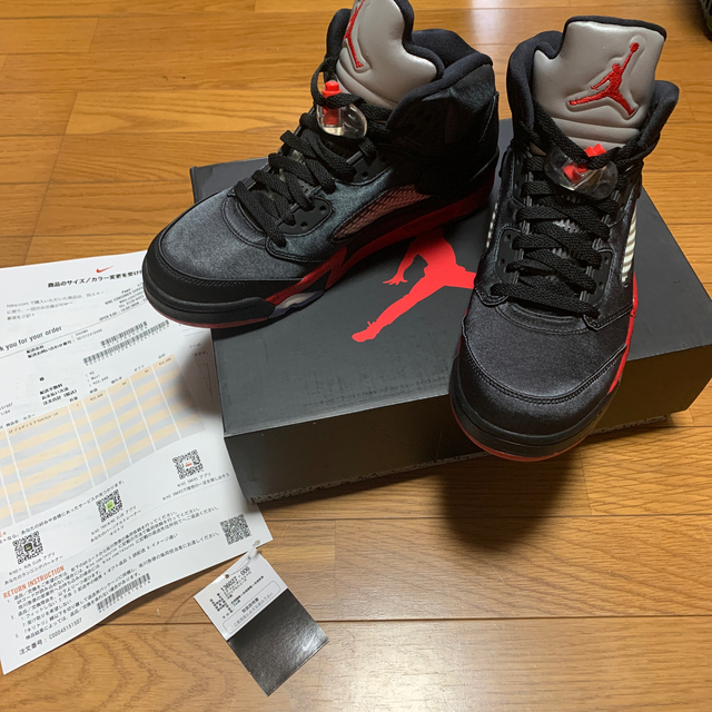 メンズjordan5 レトロ　サテン