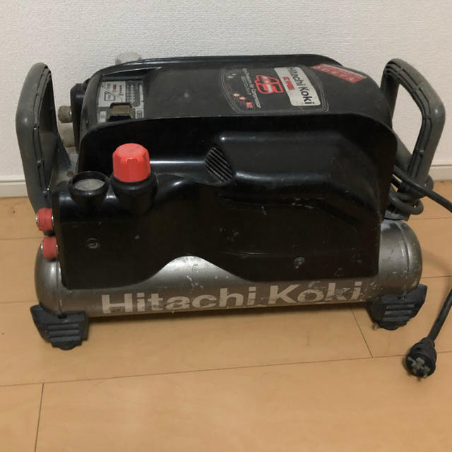 日立(ヒタチ)のHITACHI 高圧コンプレッサー　EC1445H さわモデル スポーツ/アウトドアの自転車(工具/メンテナンス)の商品写真