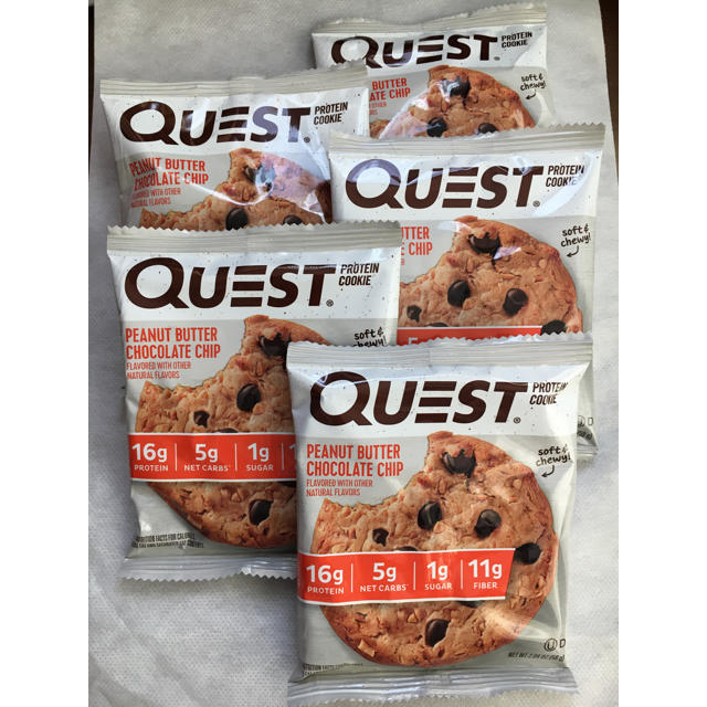 QUEST プロテインクッキー 食品/飲料/酒の健康食品(プロテイン)の商品写真