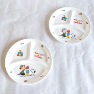 コレール(CORELLE)のスヌーピー　コレールワンプレート2枚組（直径22cm）(プレート/茶碗)