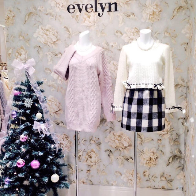 evelyn(エブリン)の早い者勝ちevelynサテンリボンニット レディースのトップス(ニット/セーター)の商品写真