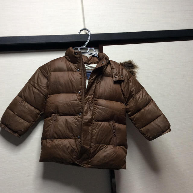 babyGAP(ベビーギャップ)のGapキッズダウンコート キッズ/ベビー/マタニティのキッズ服男の子用(90cm~)(コート)の商品写真