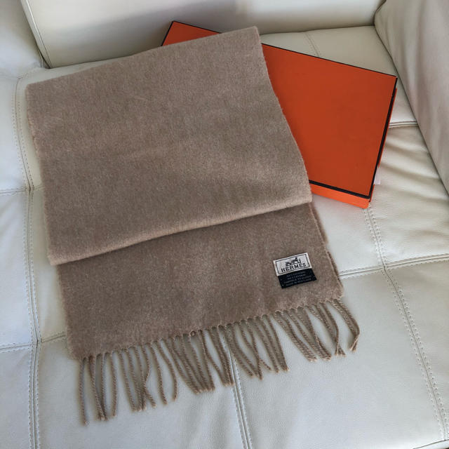 Hermes(エルメス)のご専用【美品】エルメス　カシミア　マフラー レディースのファッション小物(マフラー/ショール)の商品写真