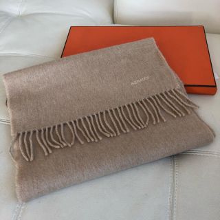 HERMES マフラー　ベージュ