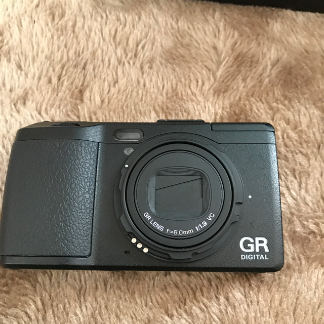 RICOH(リコー)のRICOH GR digital Ⅳ 純正ケース付き スマホ/家電/カメラのカメラ(コンパクトデジタルカメラ)の商品写真