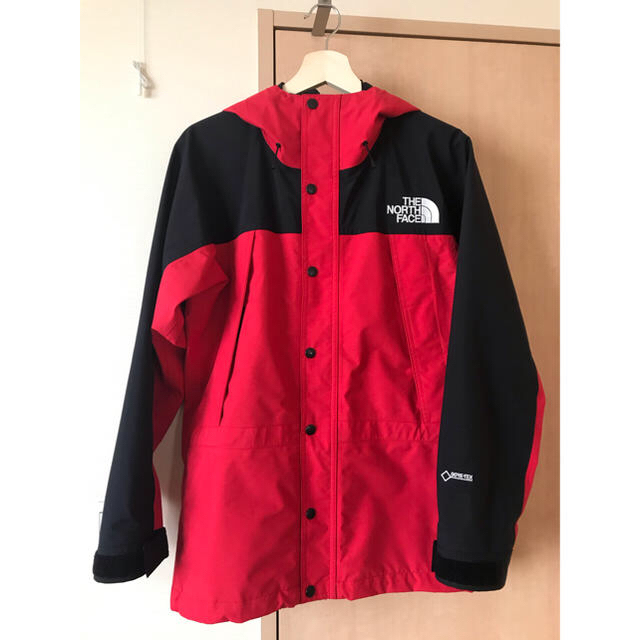 THE NORTH FACE(ザノースフェイス)のTHE NORTH FACE マウンテンライトジャケット メンズのジャケット/アウター(マウンテンパーカー)の商品写真