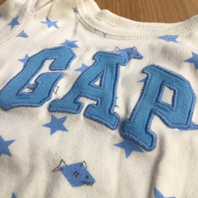 babyGAP(ベビーギャップ)のGAP baby ロンパース　カバーオール　12〜18カ月　男の子　長袖　無記名 キッズ/ベビー/マタニティのベビー服(~85cm)(ロンパース)の商品写真