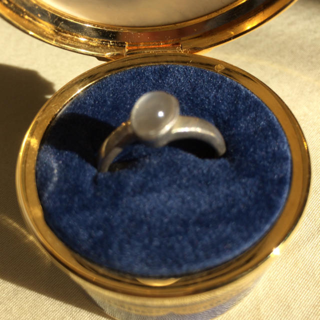 ムーンストーンのシルバーリング レディースのアクセサリー(リング(指輪))の商品写真