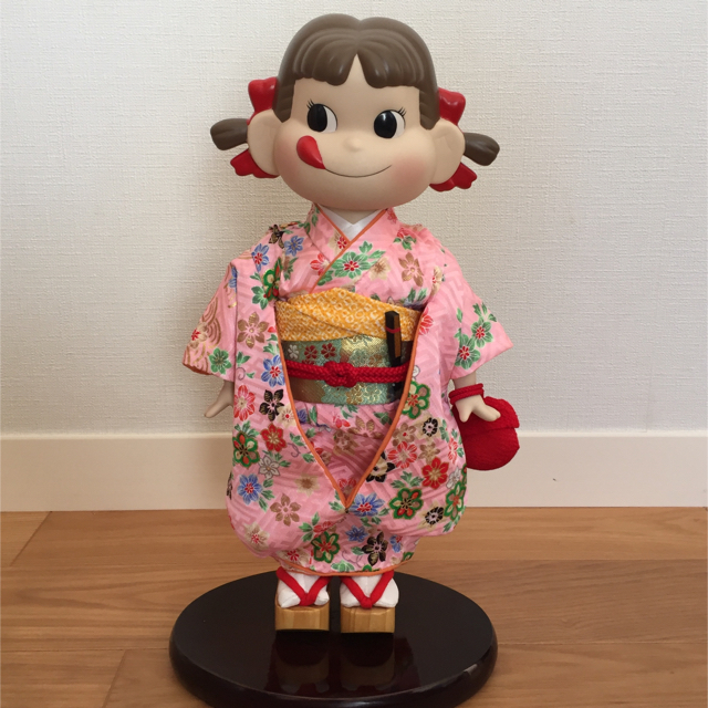 新品✴︎不二家 ペコちゃん誕生50周年記念 晴れ着ペコちゃん 曙 新品✴︎不二家 ペコちゃん誕生50周年記念 晴れ着ペコちゃん 曙