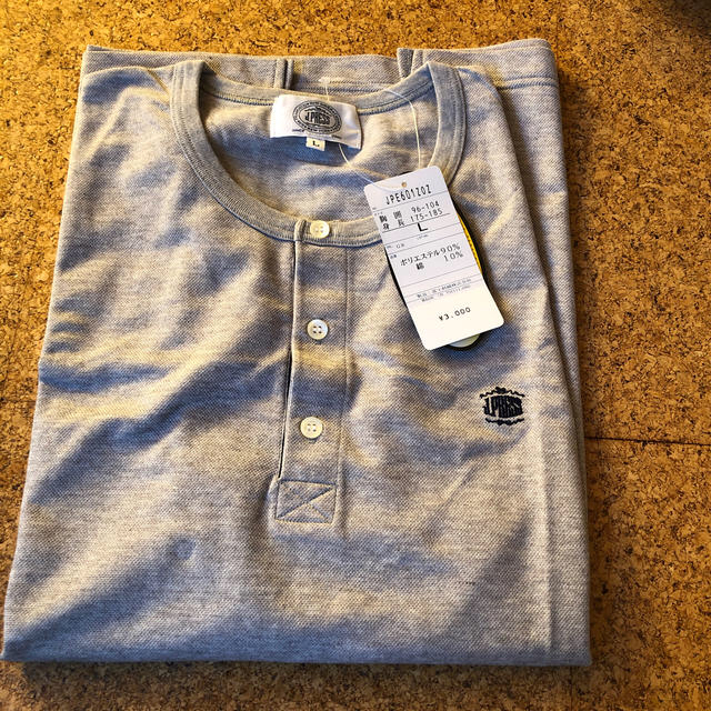 J.PRESS(ジェイプレス)の新品 J PRESS グレーTシャツ メンズのトップス(Tシャツ/カットソー(半袖/袖なし))の商品写真