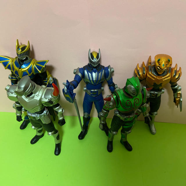 ライダーヒーローシリーズ 仮面ライダー龍騎サバイブ 中古品 ライダーヒーローシリーズ 仮面ライダー龍騎サバイブ 中古品