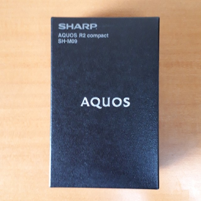 AQUOS(アクオス)のAQUOS R2 compact SH-M09 

 スマホ/家電/カメラのスマートフォン/携帯電話(スマートフォン本体)の商品写真