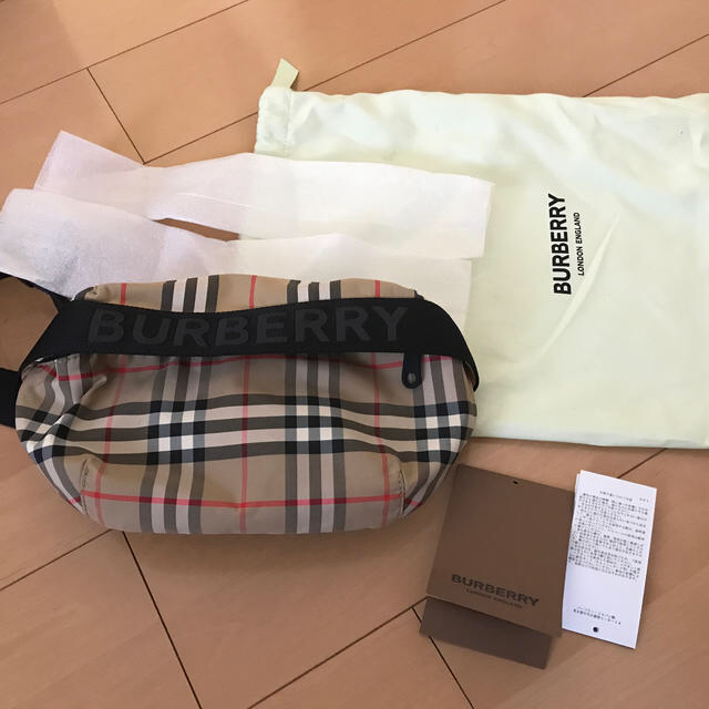 沸騰ブラドン BURBERRY - バーバリーベルトバッグ 新品 未使用 ボディ