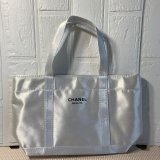 シャネル(CHANEL)のシャネル　コスメノベルティ　ミニトートバッグ　白色(トートバッグ)