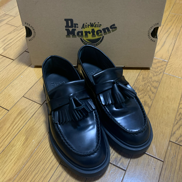 Dr.Martens ADRIANタッセルローファー